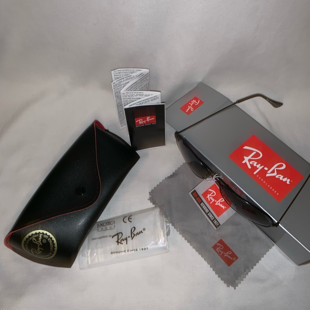 Ray-Ban Aviator Sunglasses - Picture 2 of 2